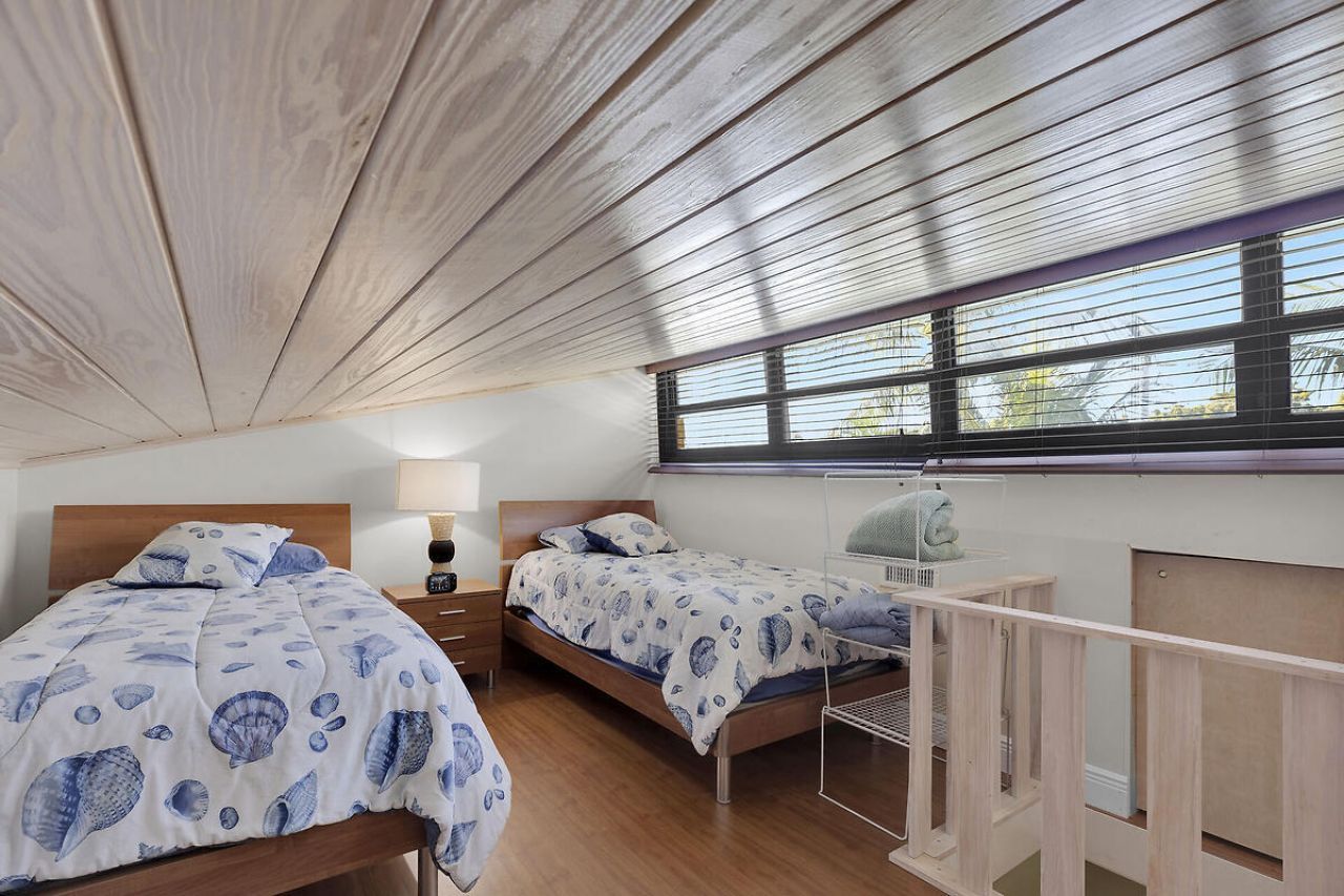 87200 Overseas Highway, Unit M2, Islamorada, FL 33036 Photo