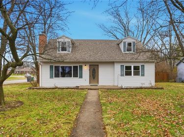 336 N Wolf Creek Street, Brookville, OH 45309