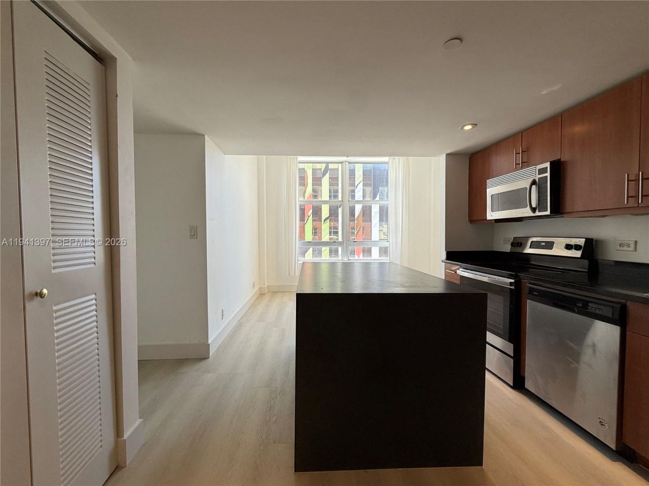 111 E Flagler St, Unit 805, Miami, FL 33131 Photo