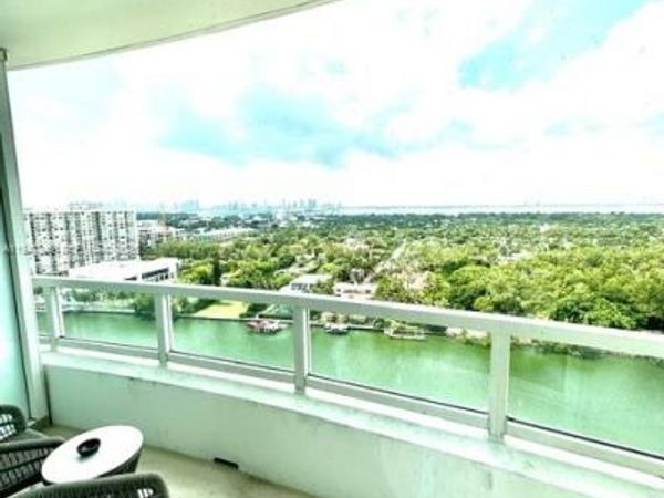 4401 Collins Ave , Unit 1817, Miami Beach, FL 33140