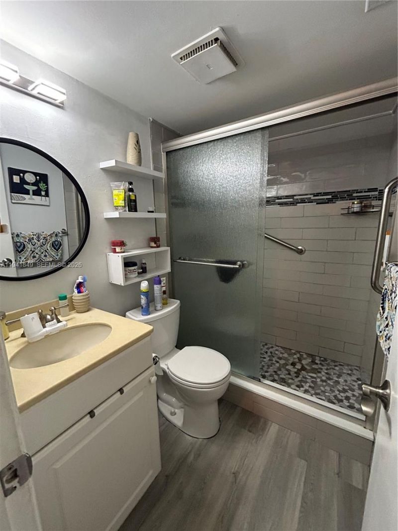 200 Gate Rd, Unit 207, Hollywood, FL 33024 Photo