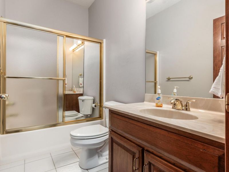 528 Gleneagles Drive, Newark, OH 43055 Photo 14