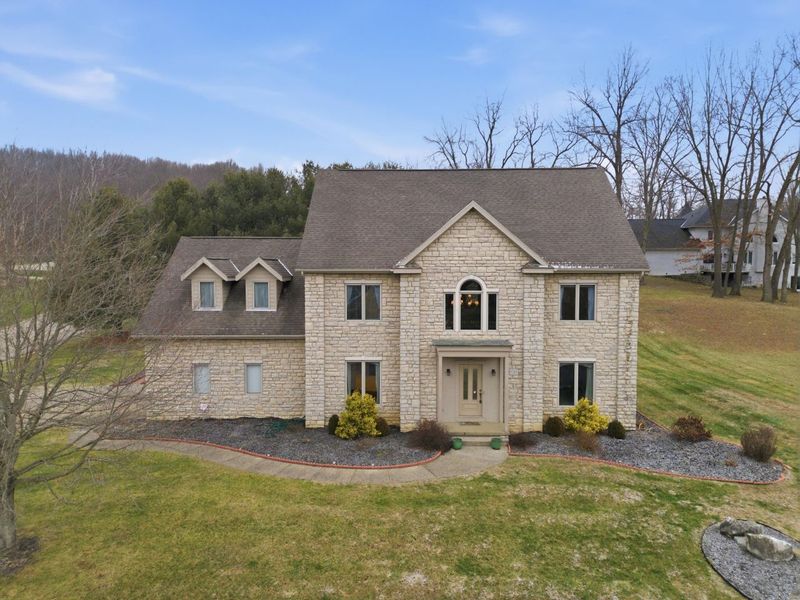 528 Gleneagles Drive, Newark, OH 43055 Photo 3