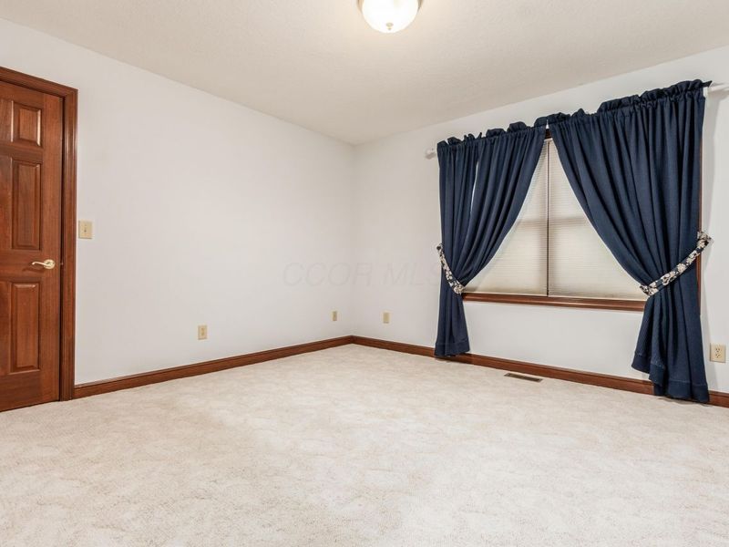 528 Gleneagles Drive, Newark, OH 43055 Photo 33