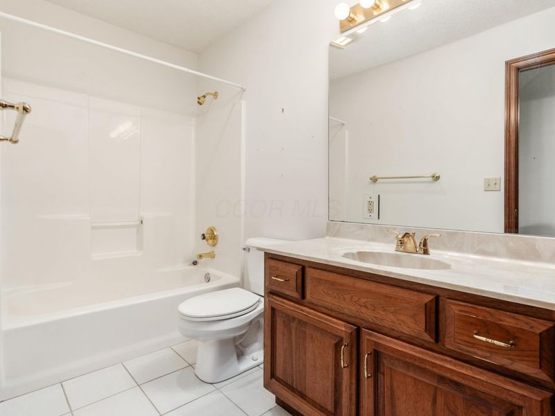 528 Gleneagles Drive, Newark, OH 43055 Photo 35