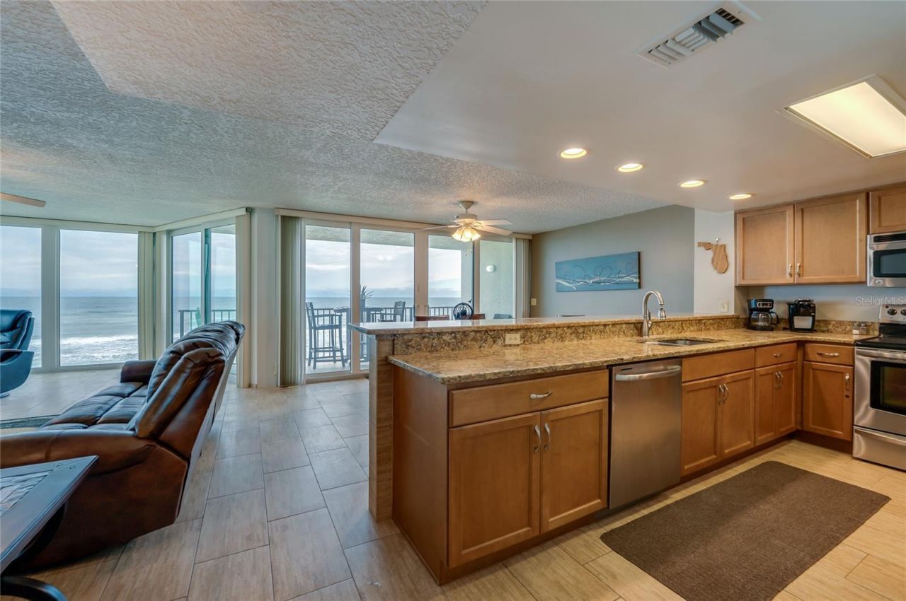 6727 Turtlemound Road, Unit 315, New Smyrna Beach, FL 32169 Photo