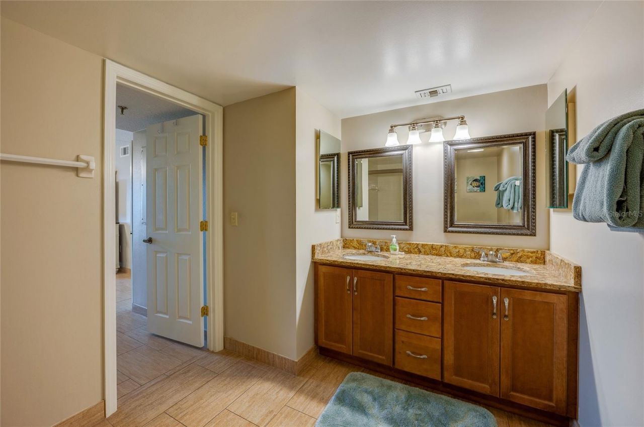 6727 Turtlemound Road, Unit 315, New Smyrna Beach, FL 32169 Photo