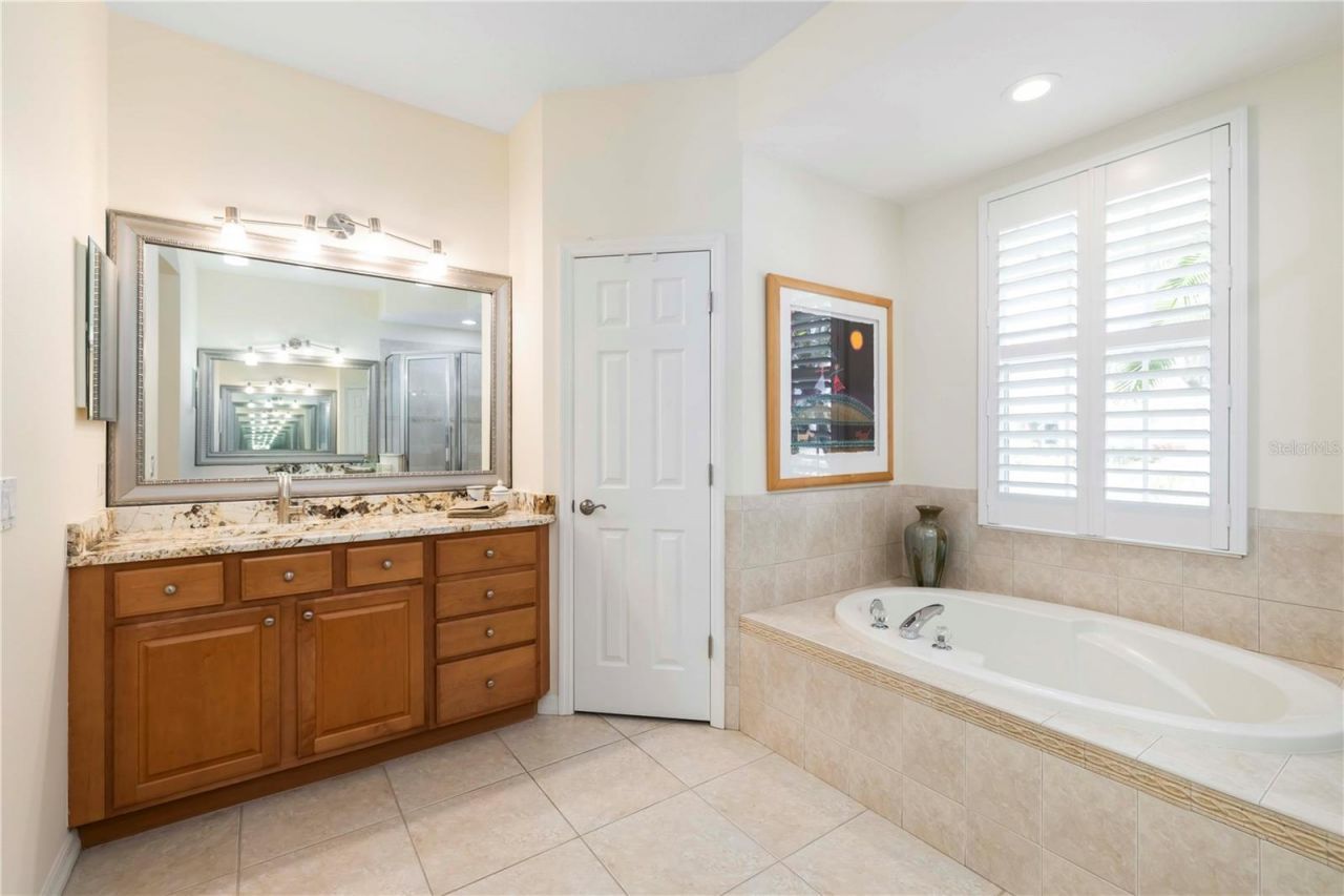 7918 Edmonston Circle, University Park, FL 34201 Photo