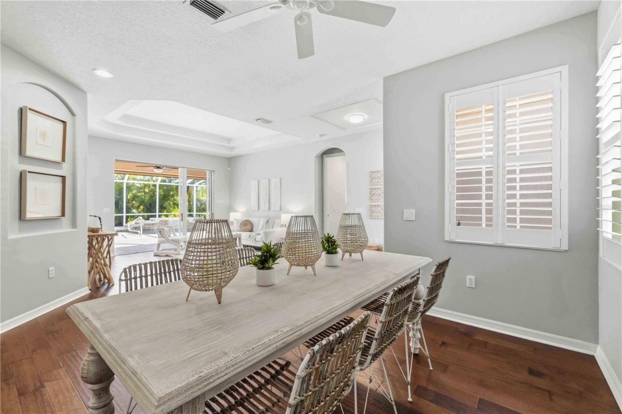 7918 Edmonston Circle, University Park, FL 34201 Photo