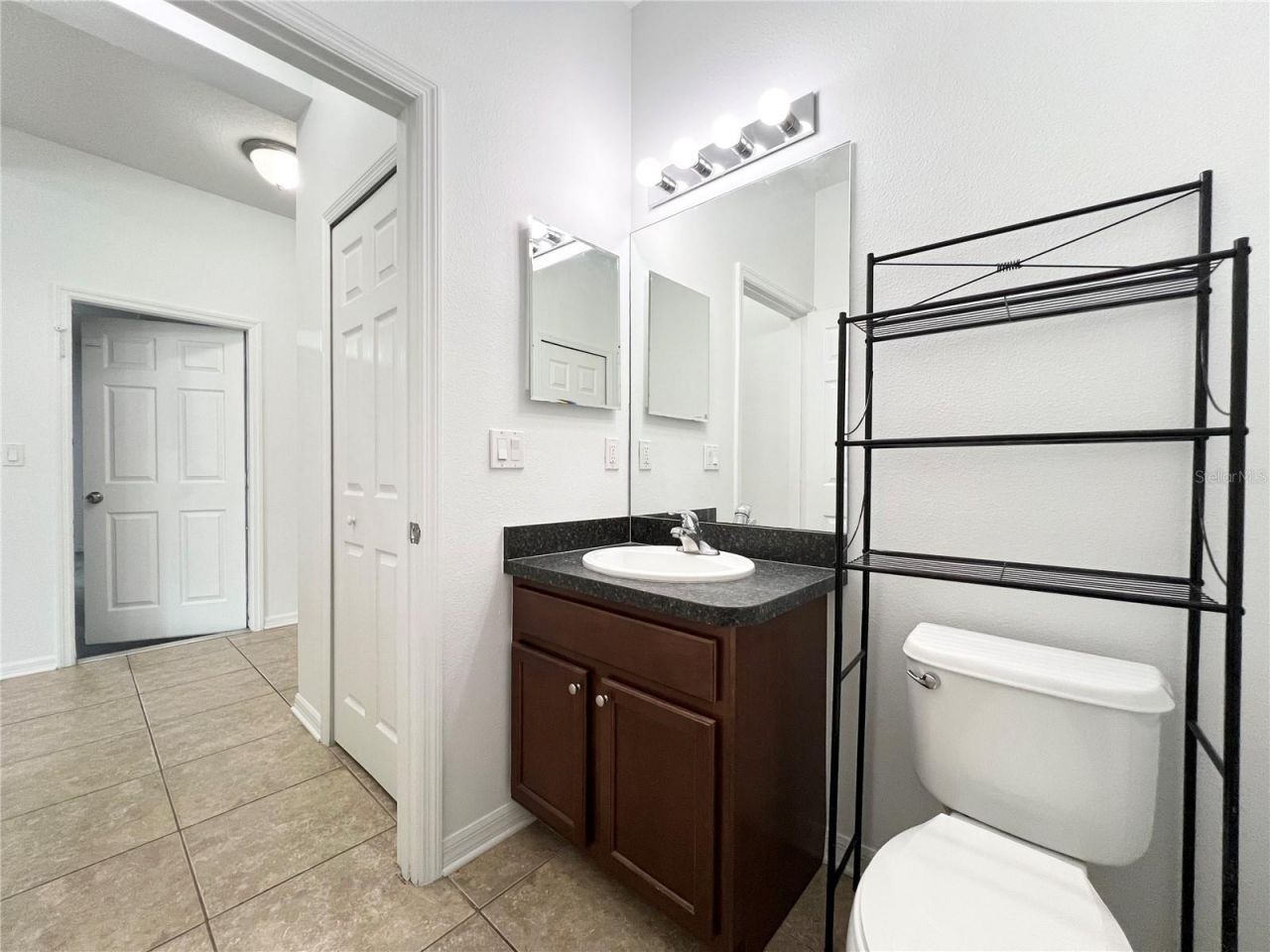 724 Parker Den Drive, Ruskin, FL 33570 Photo