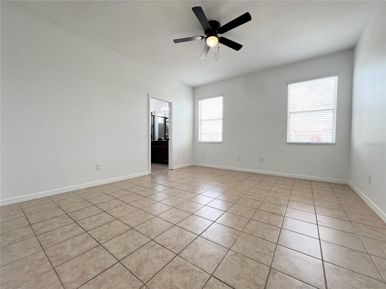 724 Parker Den Drive, Ruskin, FL 33570 Photo