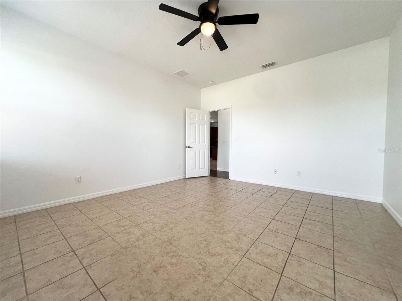 724 Parker Den Drive, Ruskin, FL 33570 Photo