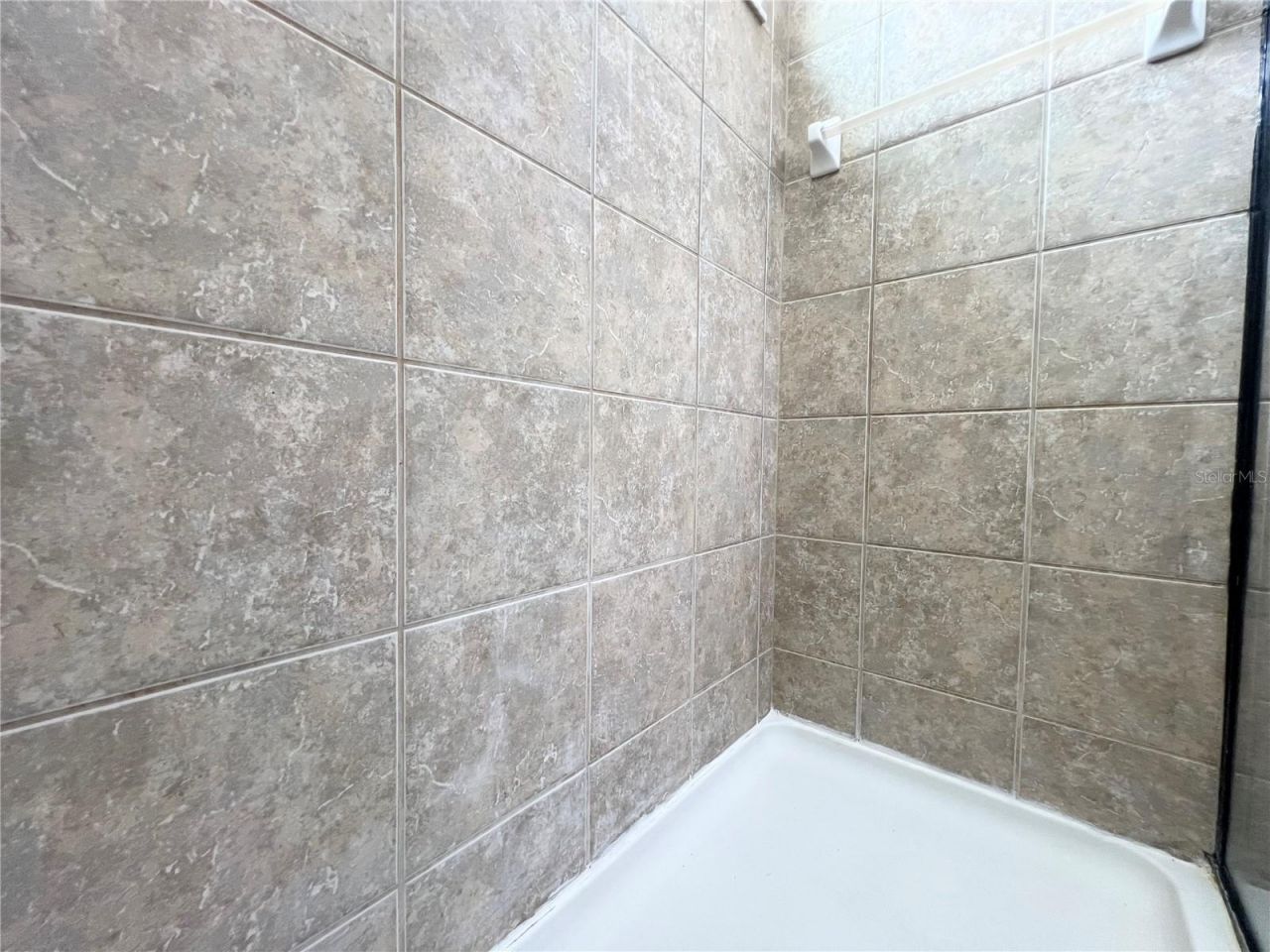 724 Parker Den Drive, Ruskin, FL 33570 Photo