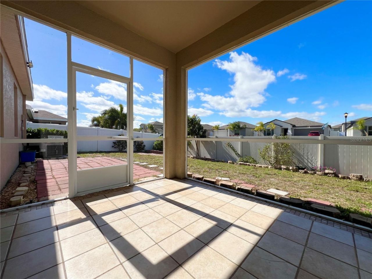 724 Parker Den Drive, Ruskin, FL 33570 Photo