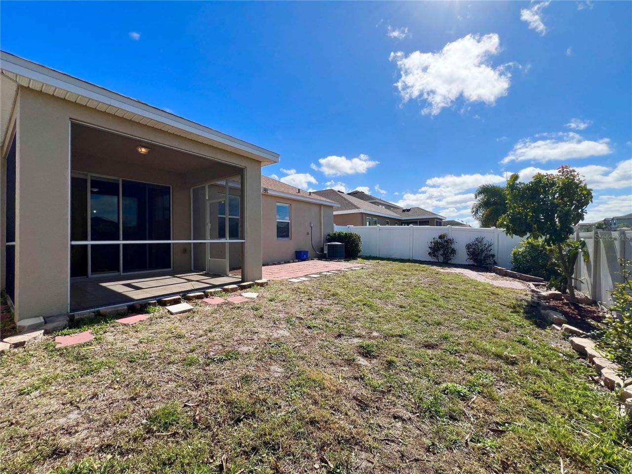 724 Parker Den Drive, Ruskin, FL 33570 Photo
