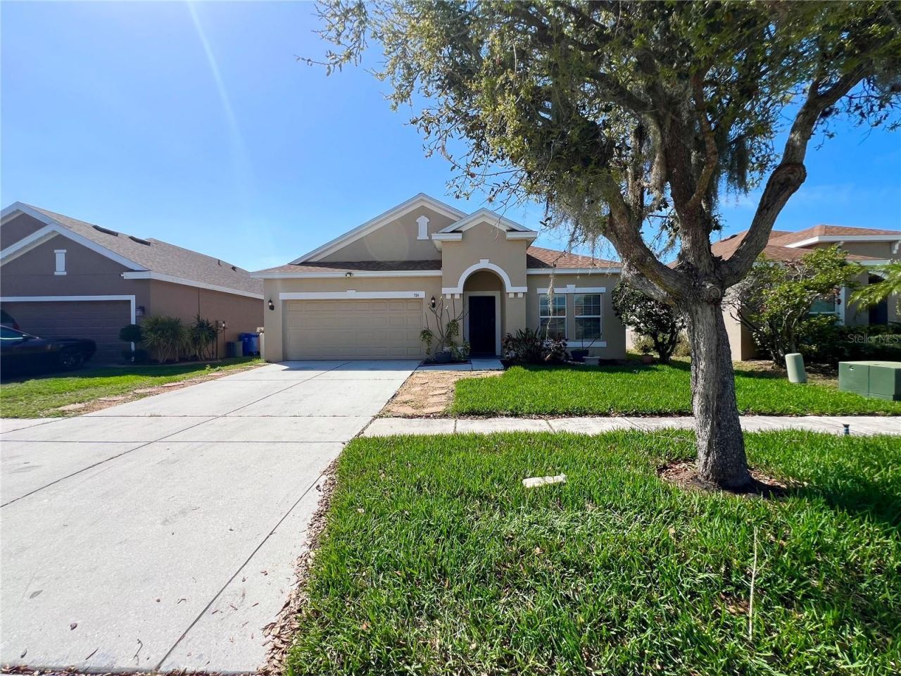 724 Parker Den Drive, Ruskin, FL 33570 Photo