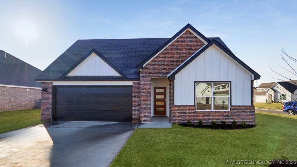 10030 E 131st Place S, Bixby, OK 74014 Main Photo