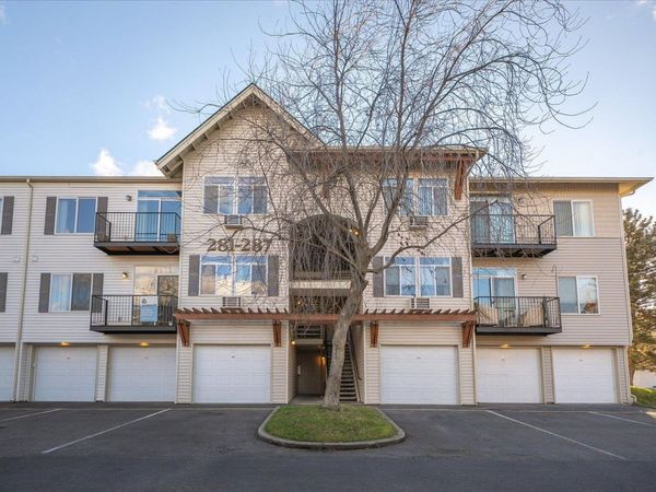 22855 E Country Vista Dr, Liberty Lake, WA 99019