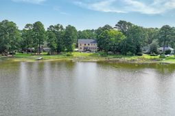 305 Northlake Road  photo 4