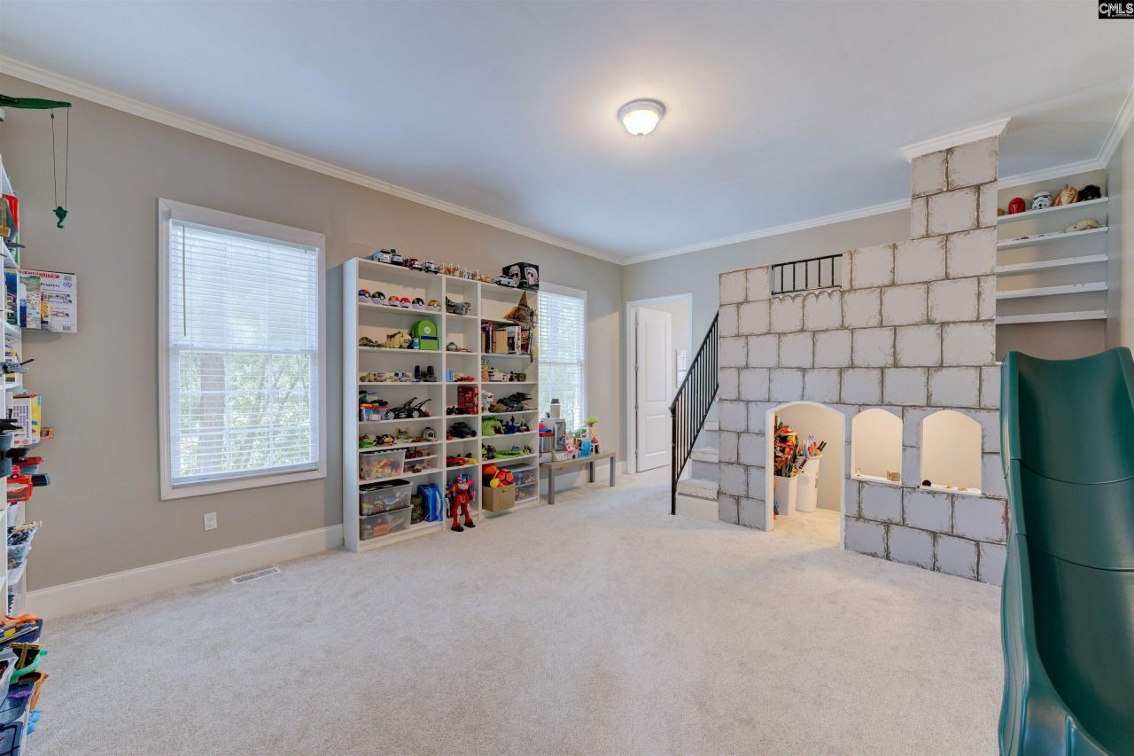 305 Northlake Road  Photo 24