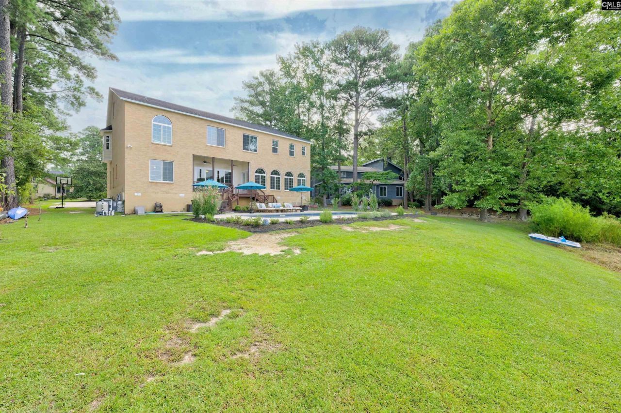 305 Northlake Road  Photo 49