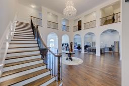 305 Northlake Road  photo 4