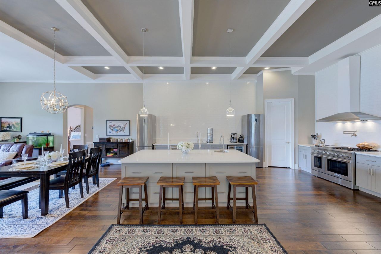 305 Northlake Road  Photo 7