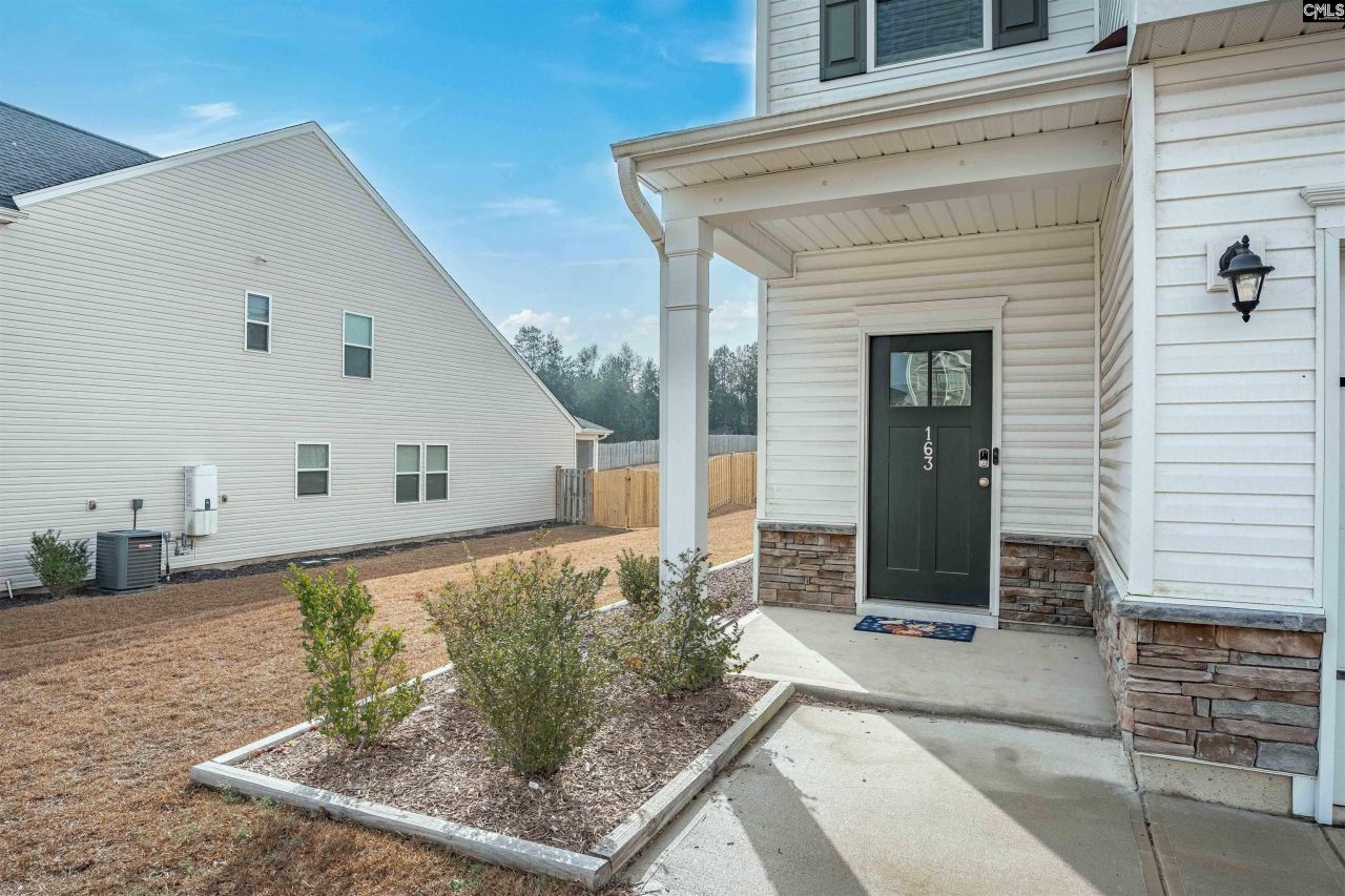 163 Summer Orchard Drive Photo 8