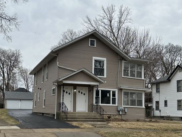 231-233 Williams Street, Aurora, IL 60506