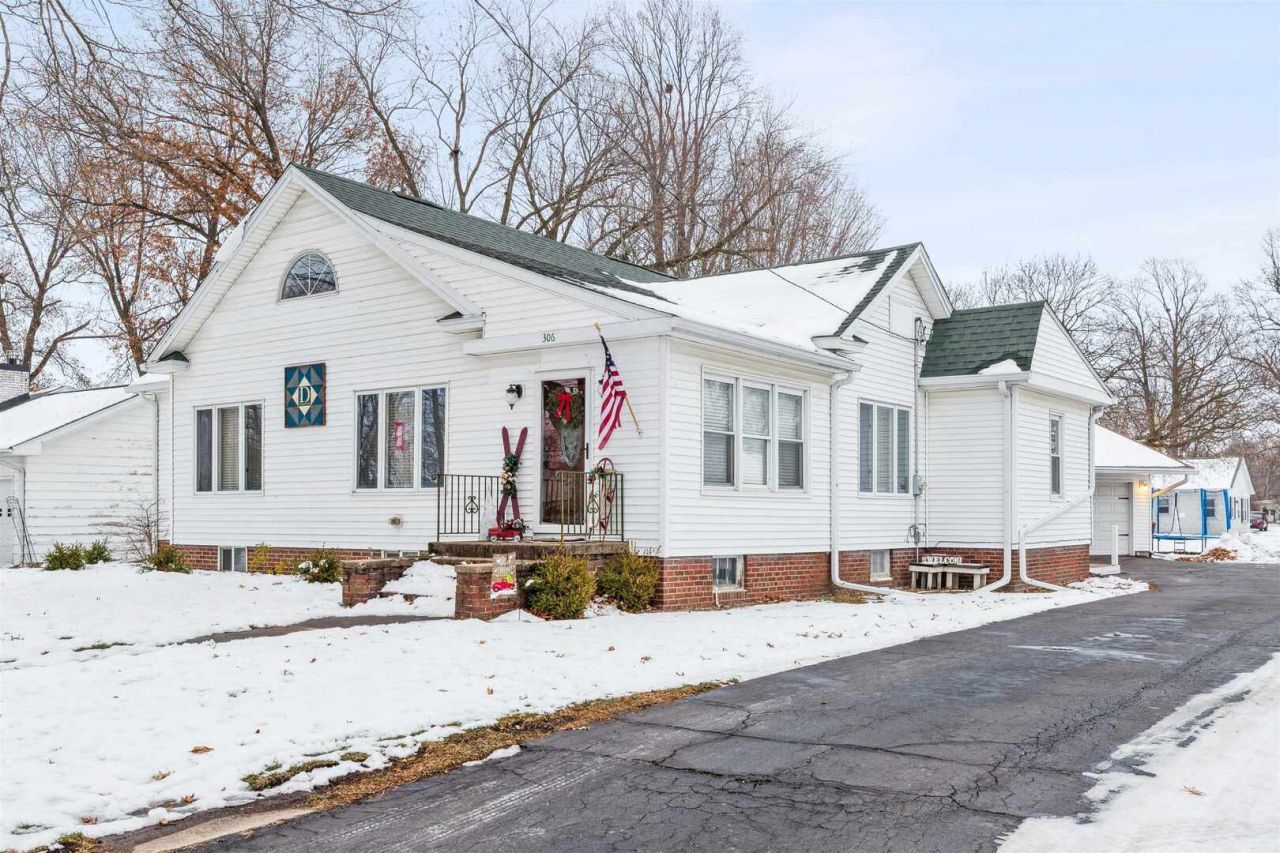 306 N Main Street, Alexis, IL 61412 Main Photo
