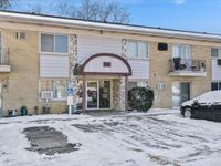 501 Carlysle Drive, Clarendon Hills, IL 60514 primary photo