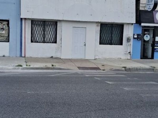 3804 W NORTH Avenue, Chicago, IL 60647