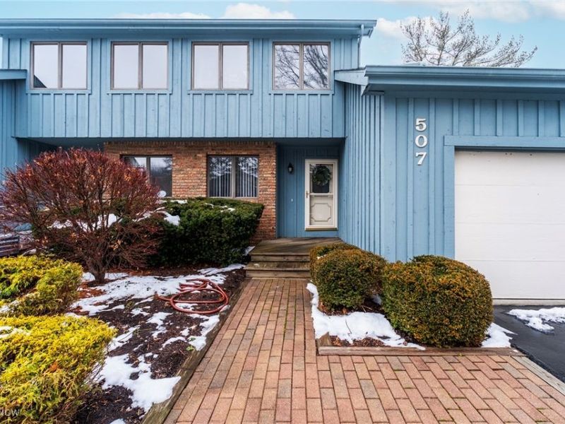 507 Tournament Trail, Cortland, OH 44410 Photo 1