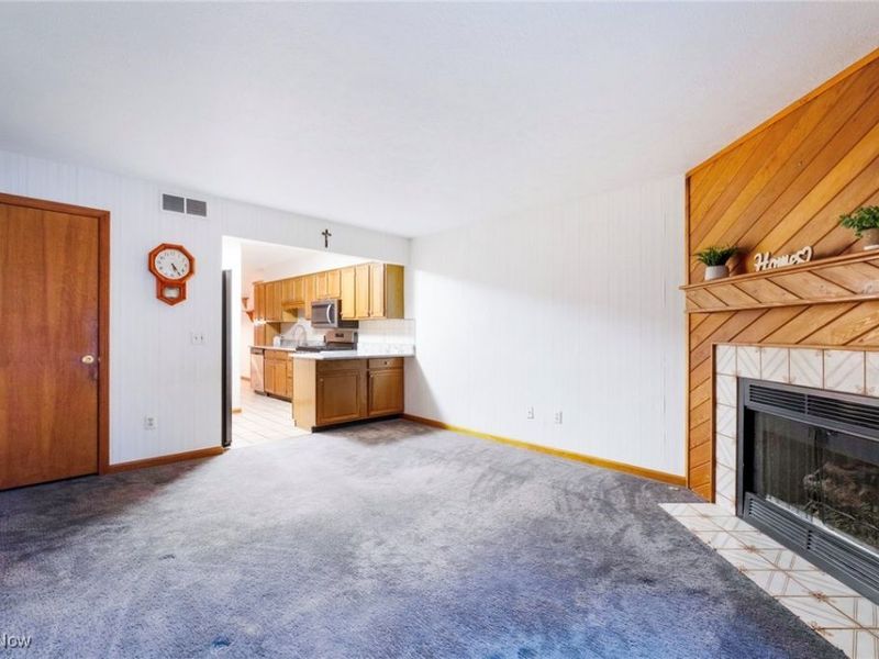 507 Tournament Trail, Cortland, OH 44410 Photo 13