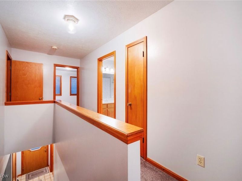 507 Tournament Trail, Cortland, OH 44410 Photo 25