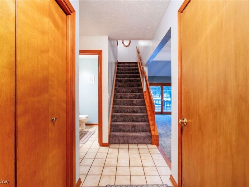 507 Tournament Trail, Cortland, OH 44410 Photo 3