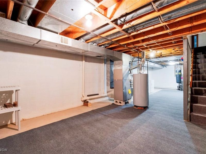 507 Tournament Trail, Cortland, OH 44410 Photo 38