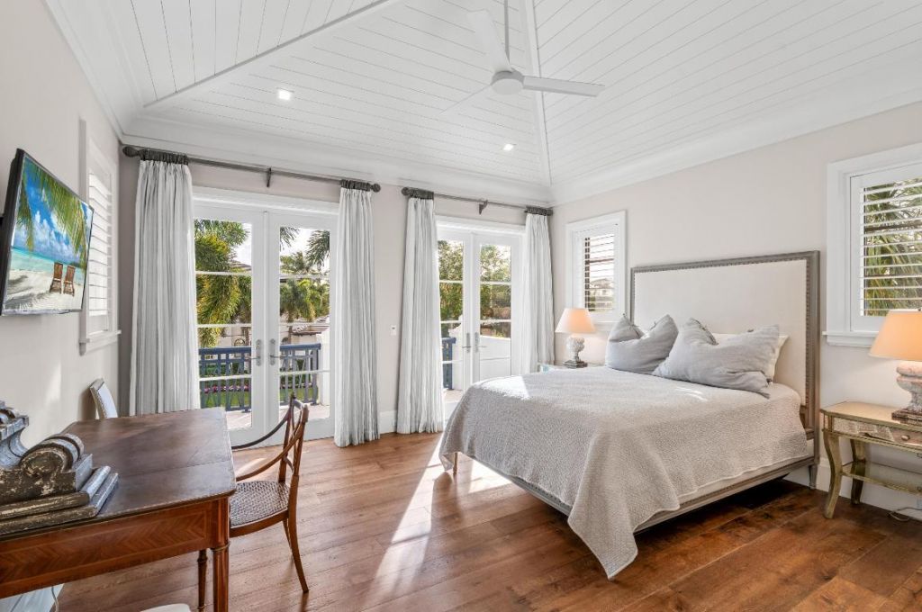 1002 Seasage Drive, Delray Beach, FL 33483 Photo