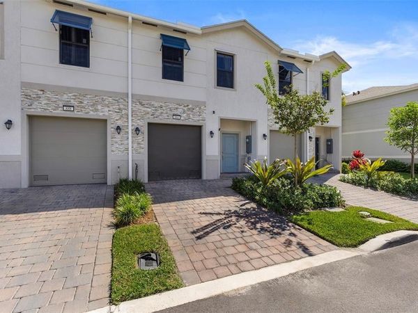 884 NW 3rd Terrace, Unit 884, Pompano Beach, FL 33060