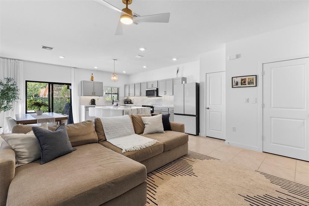 884 NW 3rd Terrace, Unit 884, Pompano Beach, FL 33060 Photo