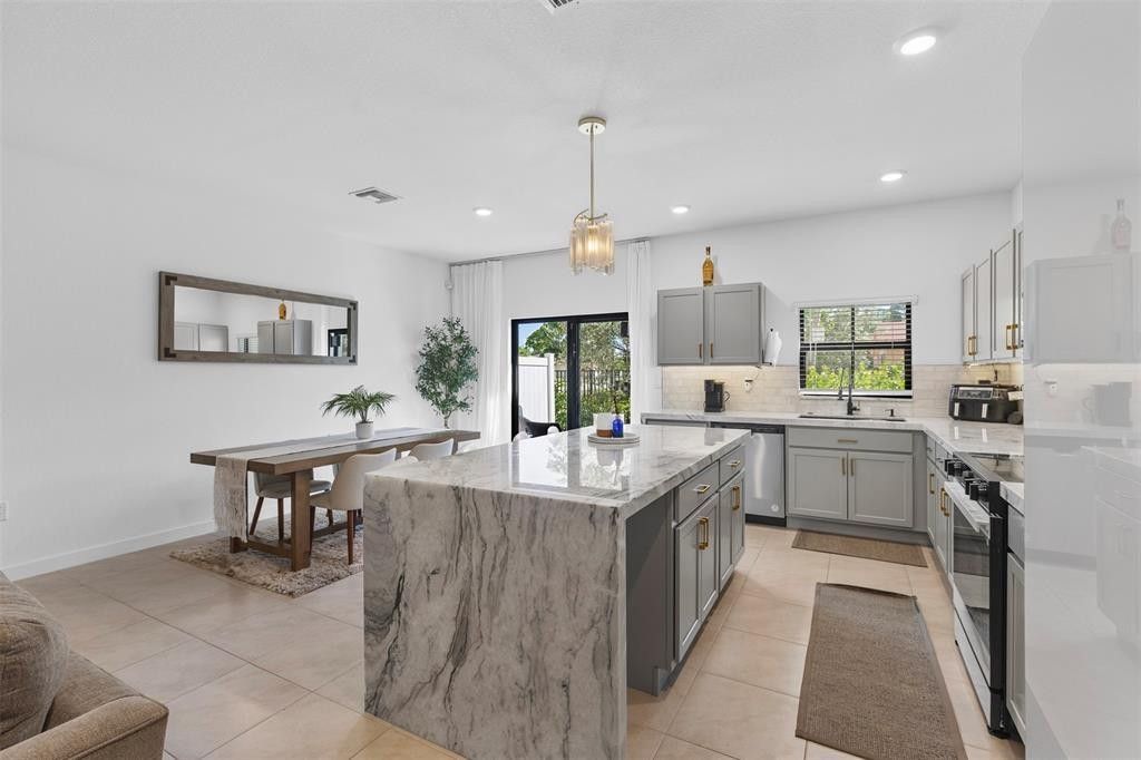 884 NW 3rd Terrace, Pompano Beach, FL 33060 Photo