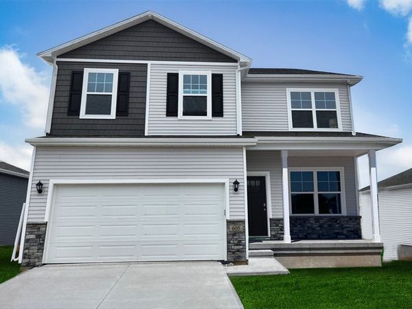 1031 33rd Street SE, Altoona, IA 50009