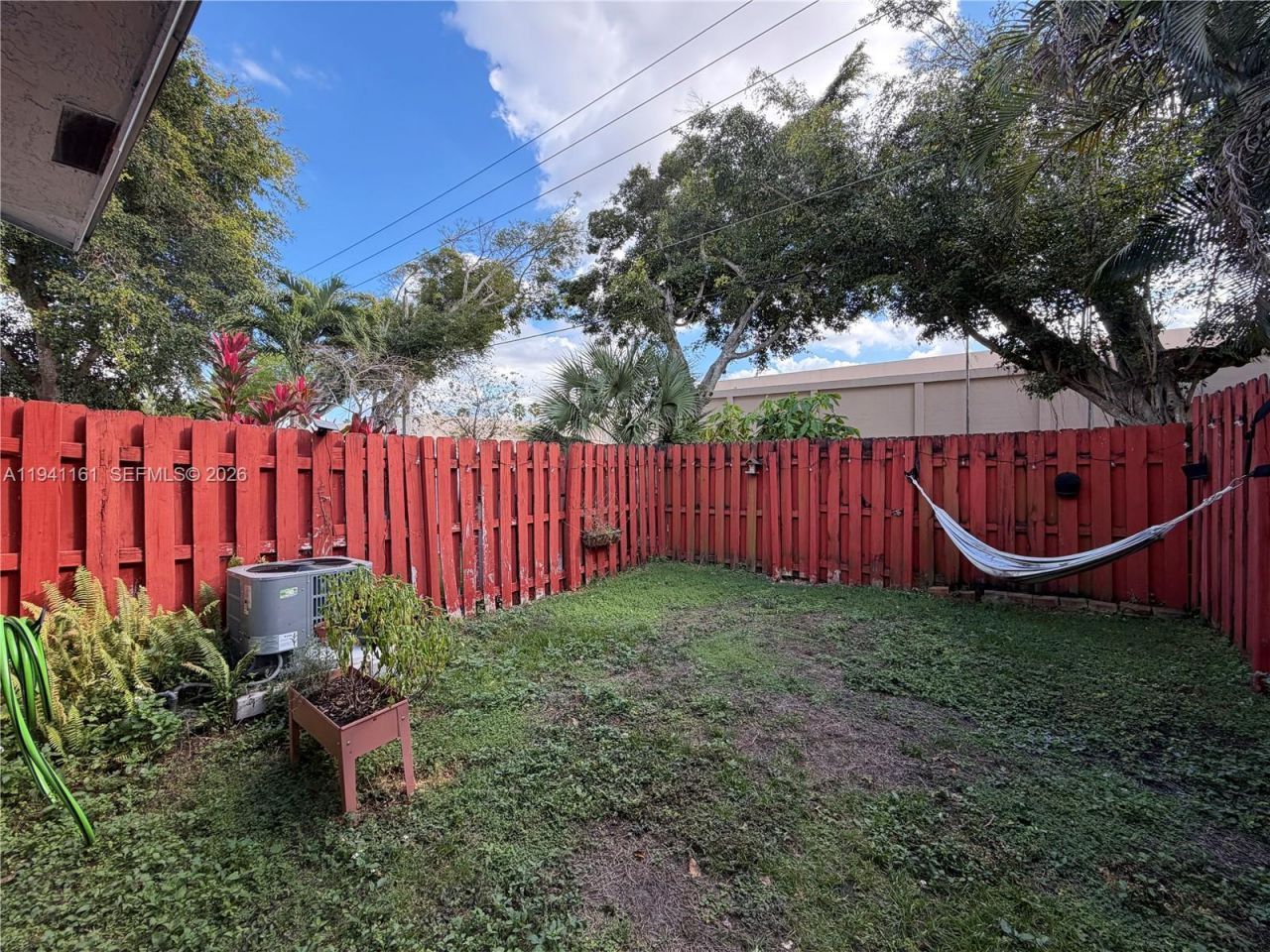 10332 NW 3rd St, Pembroke Pines, FL 33026 Photo