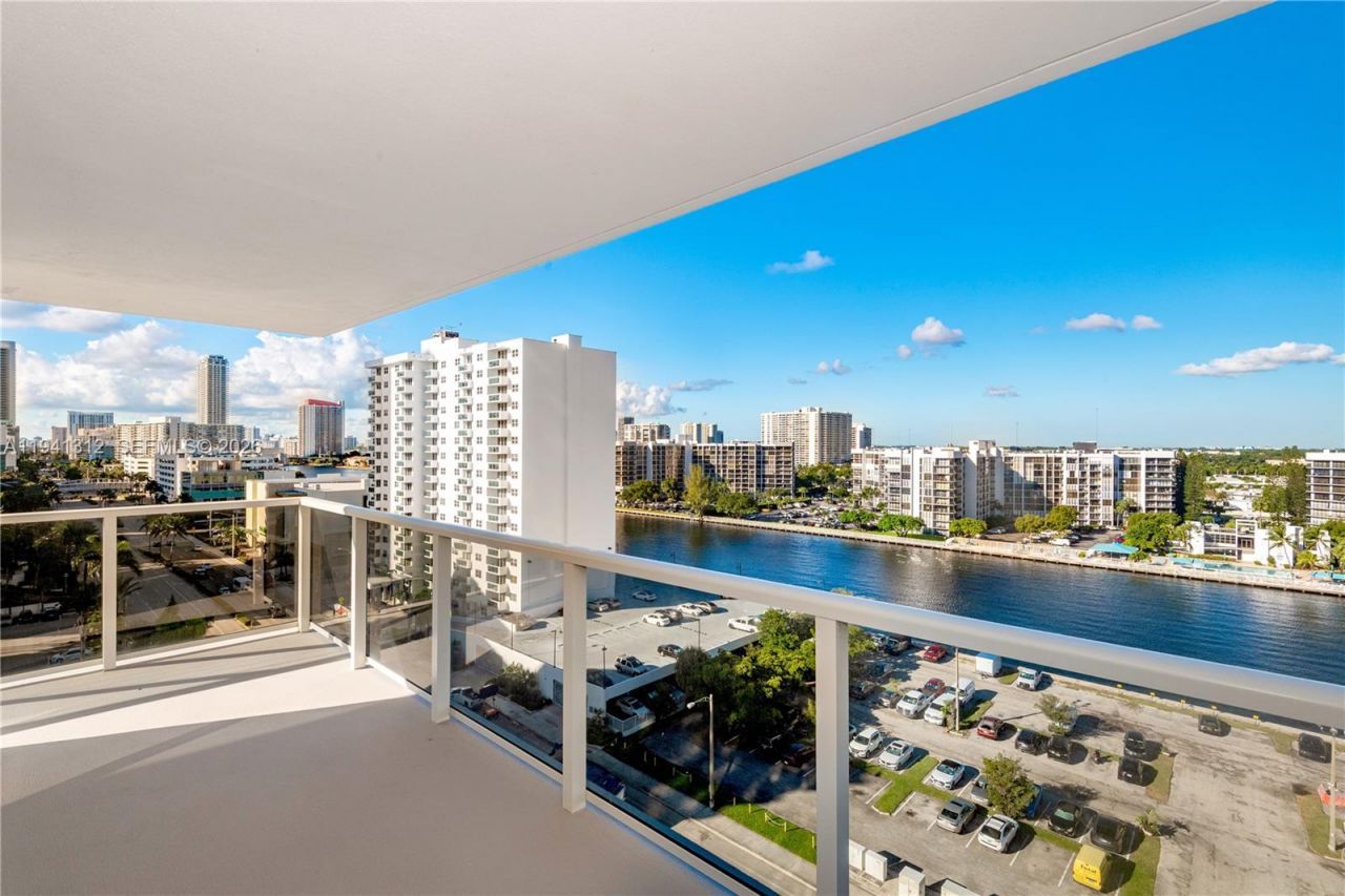 2751 S Ocean Dr, Unit 1108N, Hollywood, FL 33019 Photo