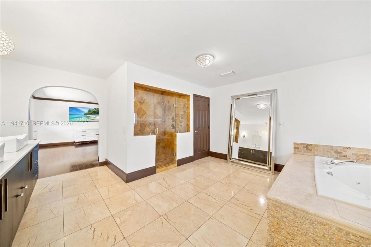 9461 SW 128th St, Miami, FL 33176 Photo