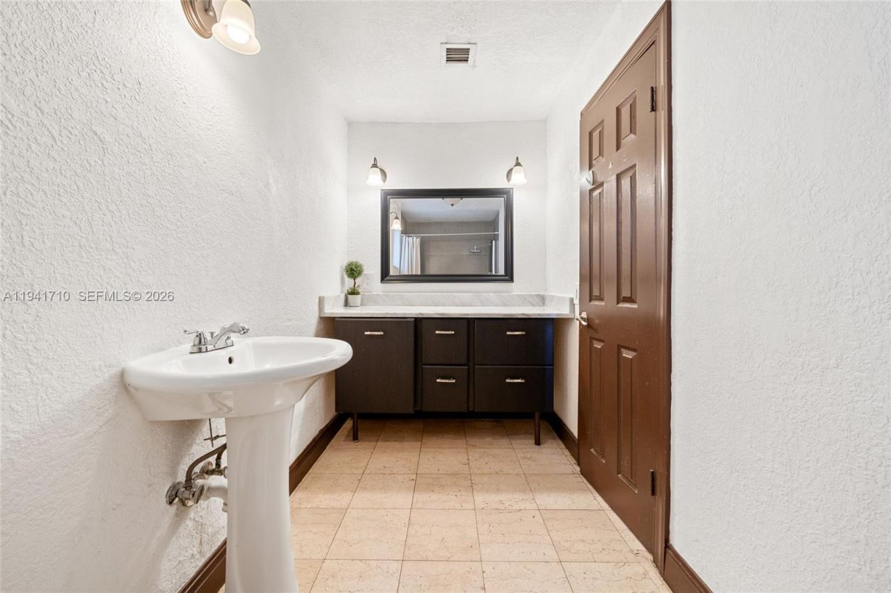 9461 SW 128th St, Miami, FL 33176 Photo