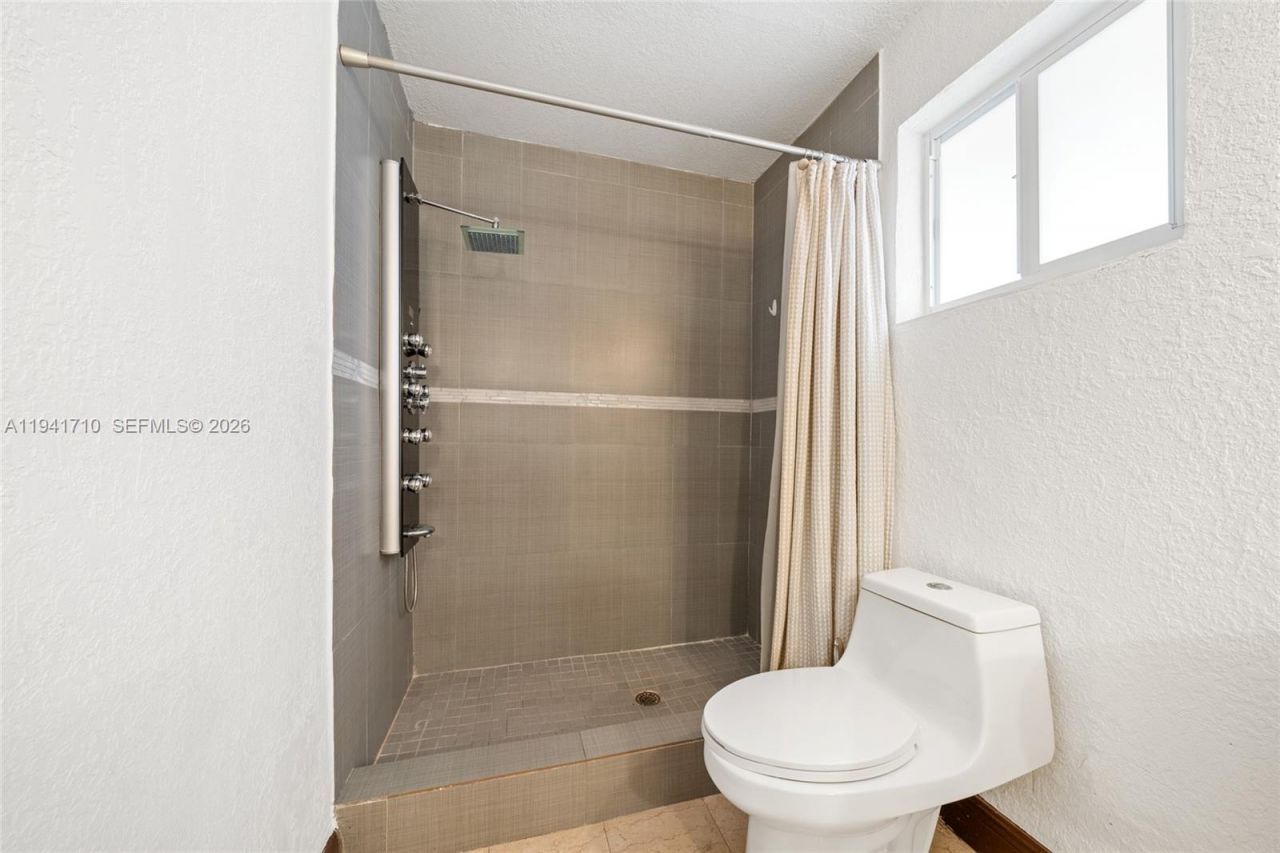 9461 SW 128th St, Miami, FL 33176 Photo