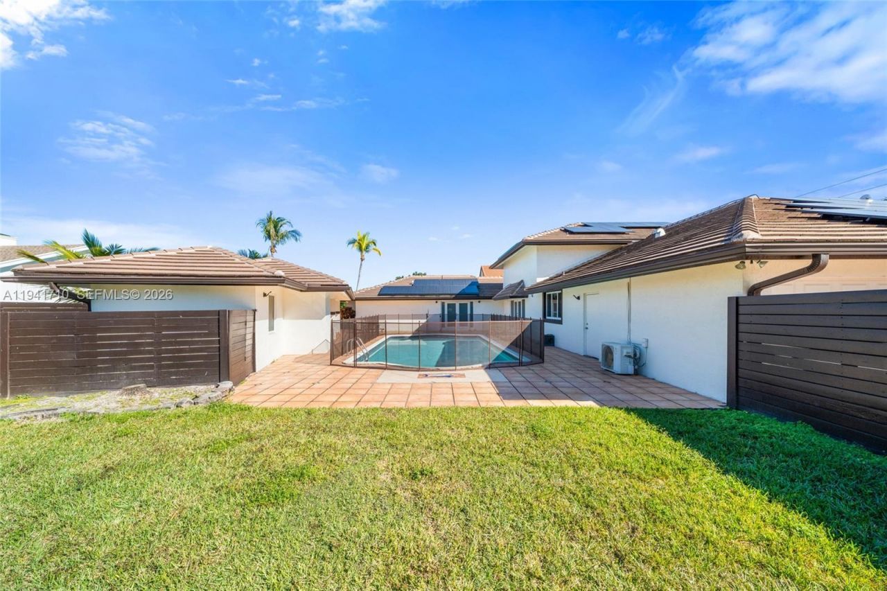 9461 SW 128th St, Miami, FL 33176 Photo