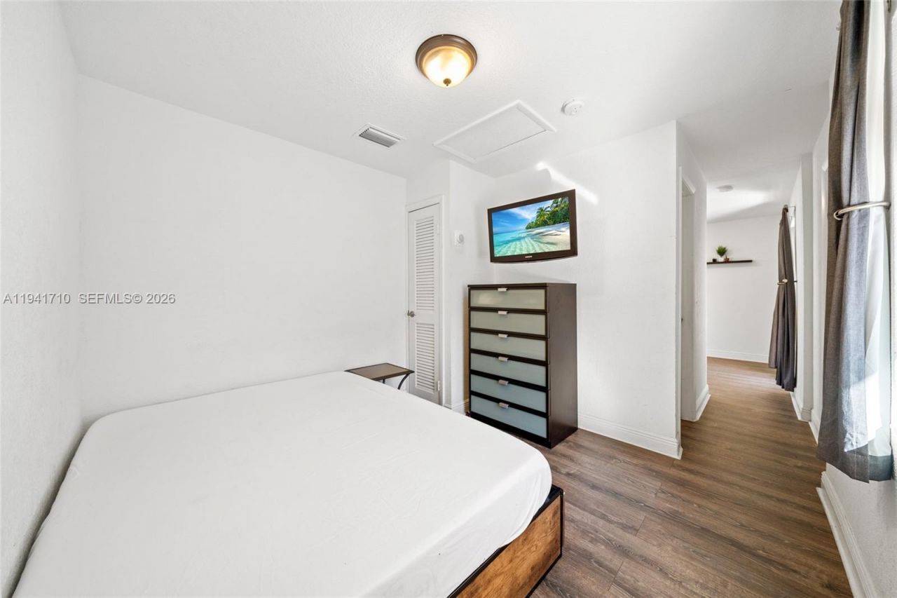 9461 SW 128th St, Miami, FL 33176 Photo