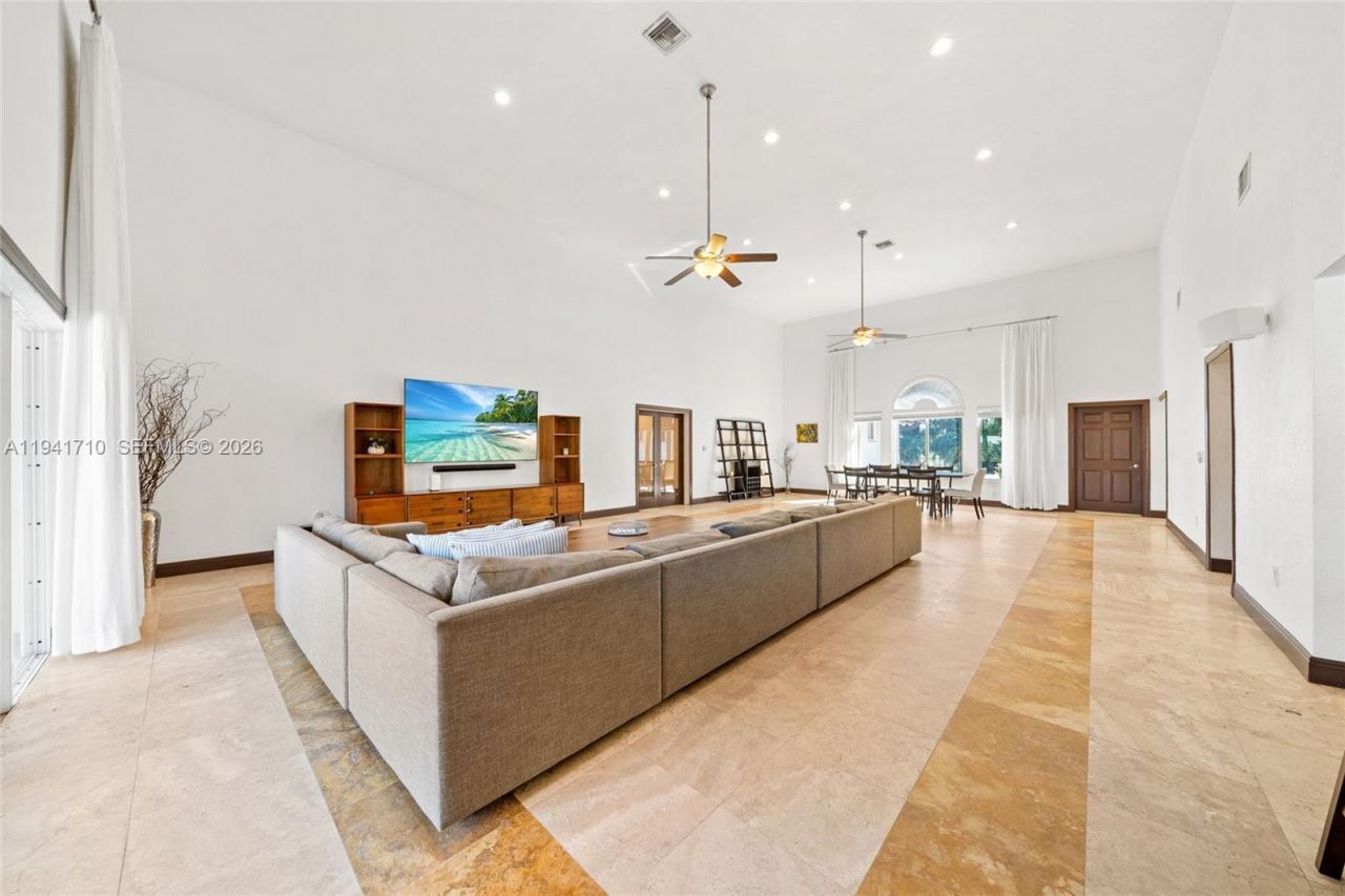 9461 SW 128th St, Miami, FL 33176 Photo